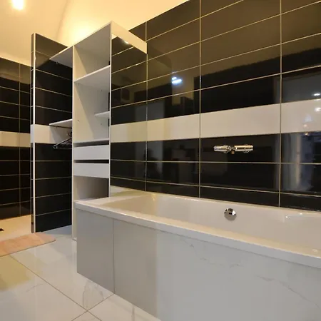Апартаменты Bain Damour *